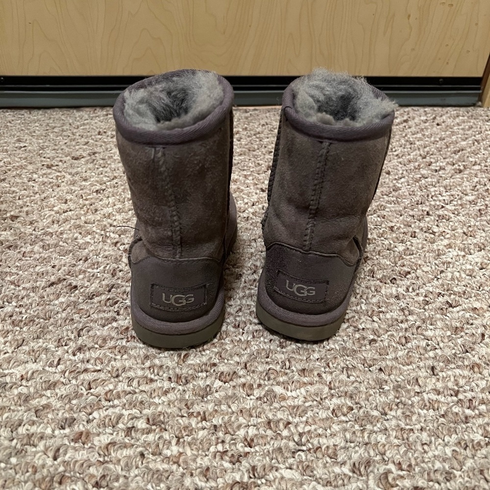 Girls Ugg boots